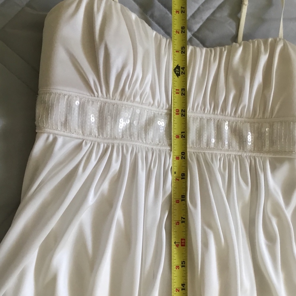 Special occasion dress - Picture 2 of 4
